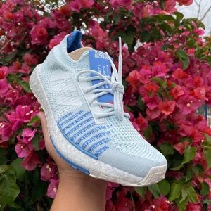 New Adidas Women’s Pulse Boost HD Blue White